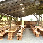 Apartment Small Wooden And Zgornja Dobrava *