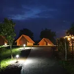 Apartment Small Wooden And Zgornja Dobrava *