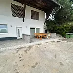 Small Wooden And Zgornja Dobrava Lejlighed Radovljica