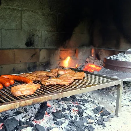 Small Wooden And Zgornja Dobrava 拉多夫吉卡