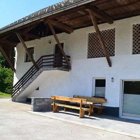 Small Wooden And Zgornja Dobrava * Radovljica