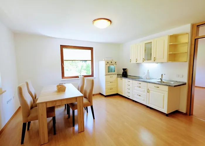 Small Wooden And Zgornja Dobrava Apartman Radovljica