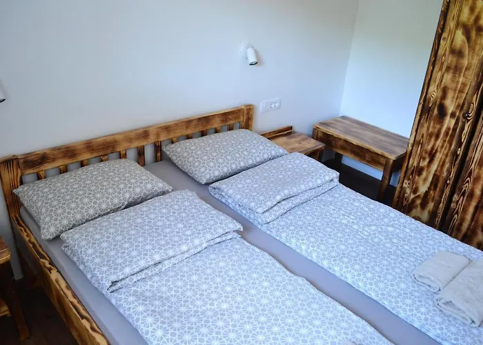 Small Wooden And Zgornja Dobrava Apartman *