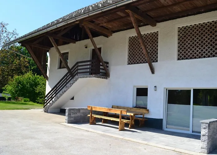 Small Wooden And Zgornja Dobrava * Radovljica