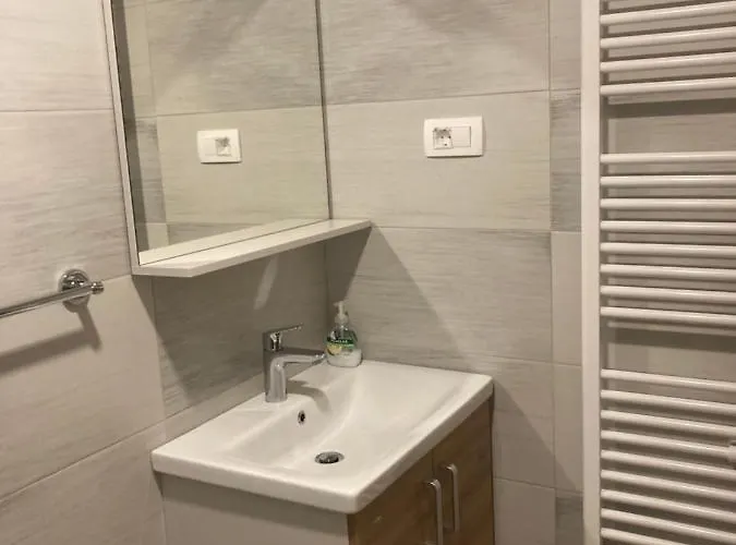 Apartman Small Wooden And Zgornja Dobrava *